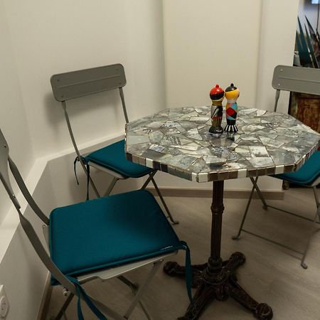 T2! 3 Ou 4 Personnes Centre Ville Neuf Avec Garage Санарі-сюр-Мер Екстер'єр фото