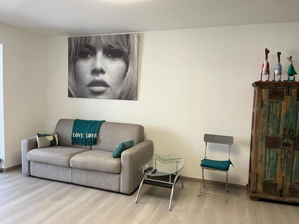 T2! 3 Ou 4 Personnes Centre Ville Neuf Avec Garage Санарі-сюр-Мер Екстер'єр фото