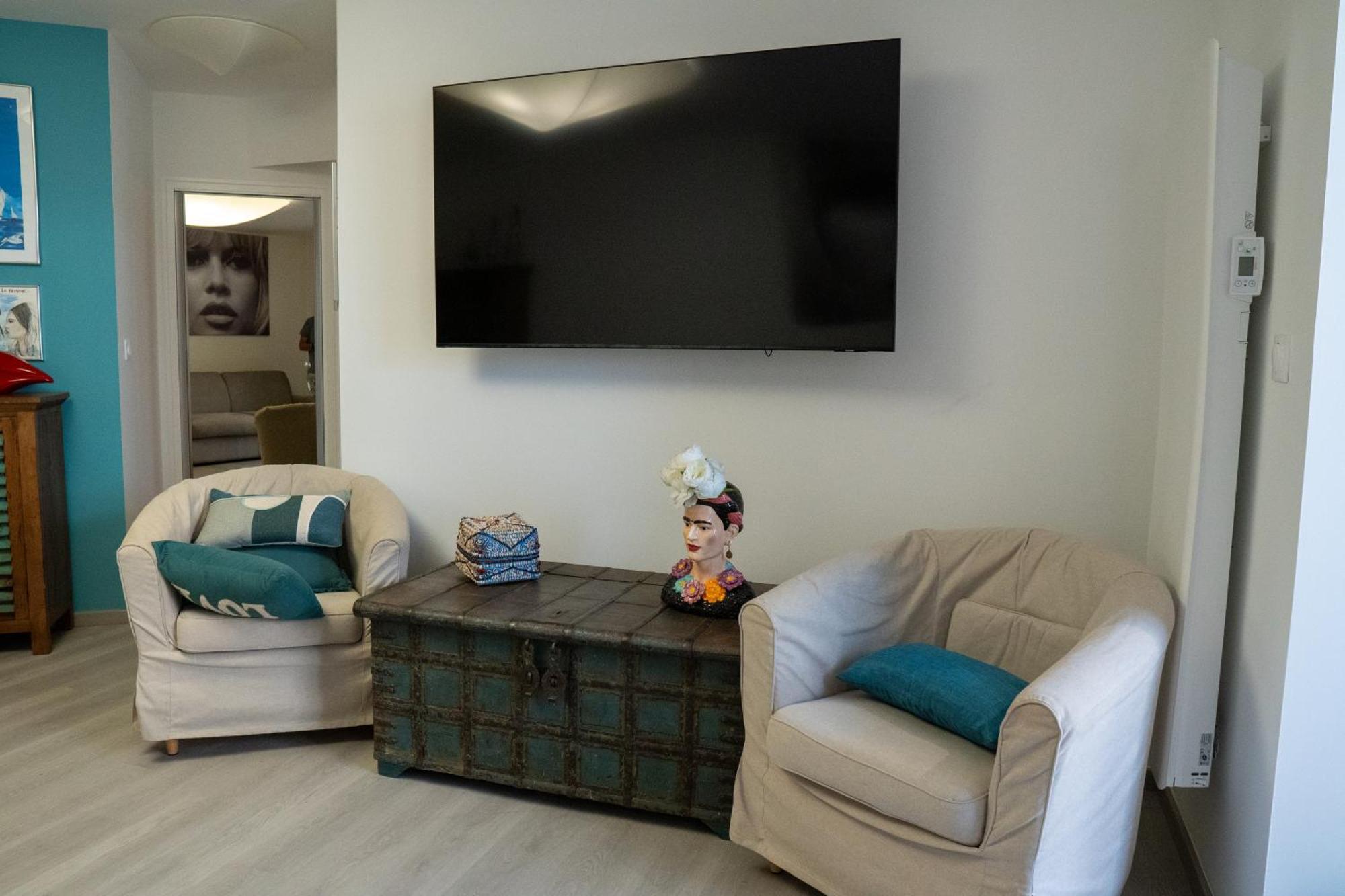 T2! 3 Ou 4 Personnes Centre Ville Neuf Avec Garage Санарі-сюр-Мер Екстер'єр фото